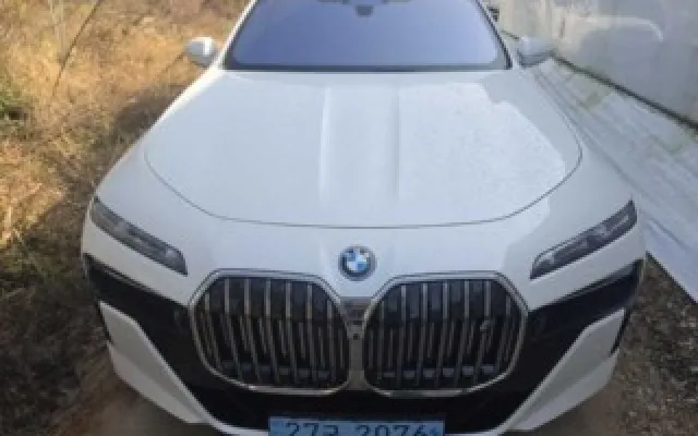 인천중고차전액할부 BMW i7 eDrive 50 M 스포츠 매물 사진 16 - 2023/11 62,880km