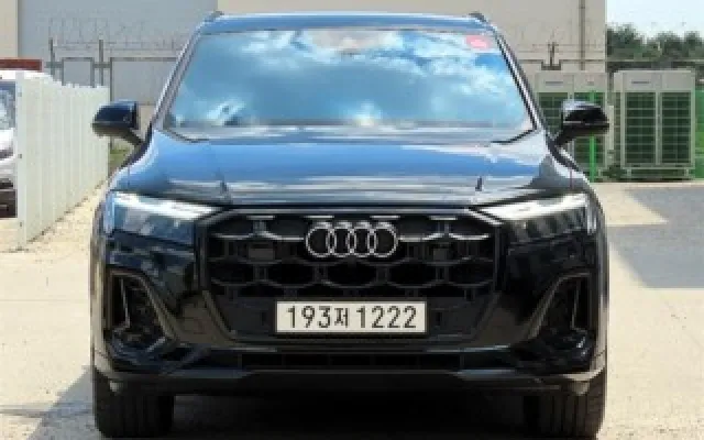 인천중고차전액할부 Q7 (4M) 55 TFSI 콰트로 프리미엄 매물 사진 1 - 2024/12 18,097km